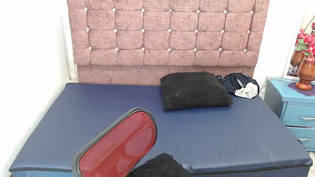 Snapshot of lily_jamesx chatting on November 2025 01:55:01 PM lily jamesx online show from November 2025 01:55:01 PM