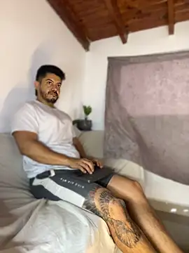 AndresSmith   online show from April 2026 07:40:02 PM