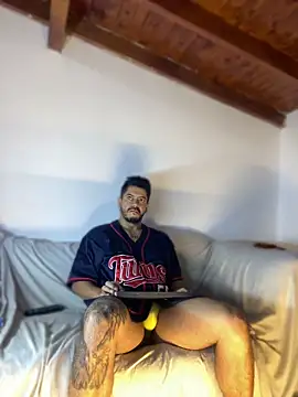 AndresSmith   online show from April 2026 10:44:02 AM