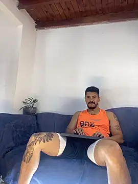 AndresSmith   online show from February 2026 06:04:02 PM