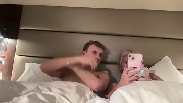 BendyBarbie online show from February 2026 09:25:01 PM