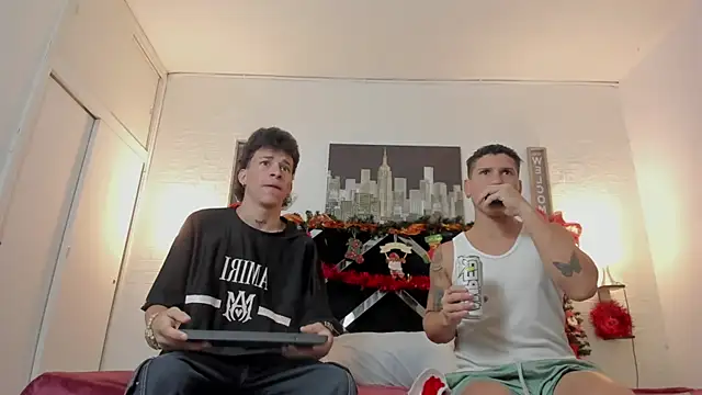 nakedfoam1 online show from November 2025 03:17:02 AM