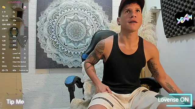 nakedfoam1 online show from February 2026 04:10:01 AM