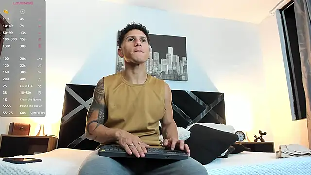 nakedfoam1 online show from June 2026 02:45:02 AM