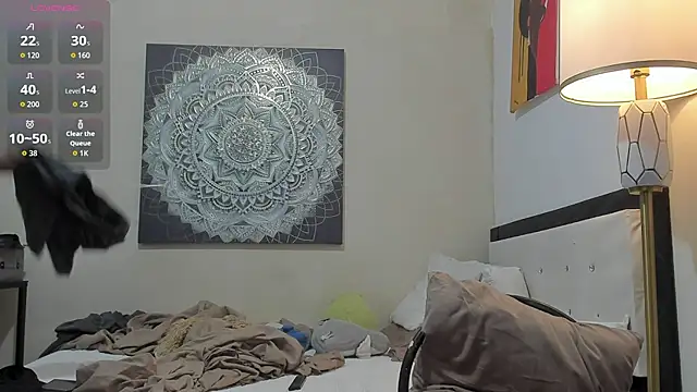 nakedfoam1 online show from November 2025 04:48:02 AM