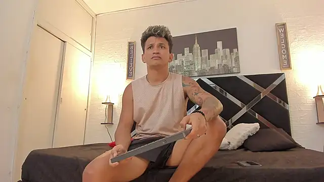Snapshot of nakedfoam1 chatting on September 2025 04:19:02 AM nakedfoam1 online show from September 2025 04:19:02 AM