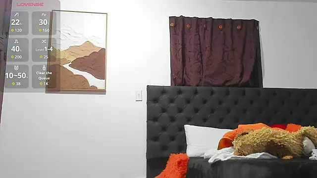 nakedfoam1 online show from April 2026 04:03:01 AM