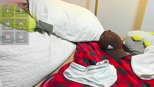 nakedfoam1 online show from April 2026 01:24:02 AM