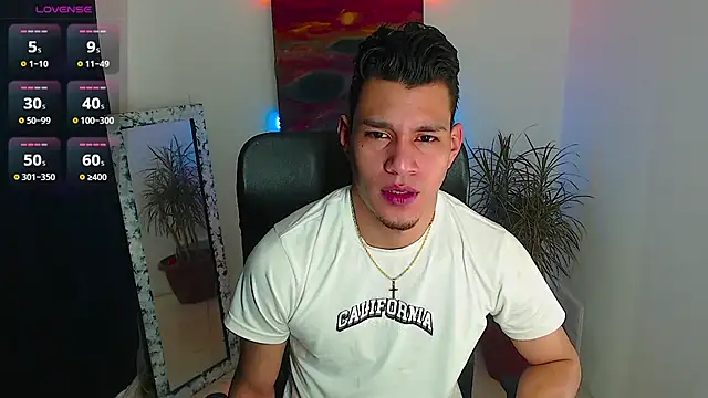 Snapshot of dirtyboy_23 chatting on November 2025 02:45:02 AM dirtyboy 23 online show from November 2025 02:45:02 AM