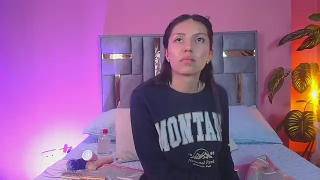 Bianca ks online show from March 2025 09:30:01 AM