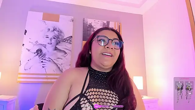 MeghanBurn online show from November 2025 12:21:01 PM