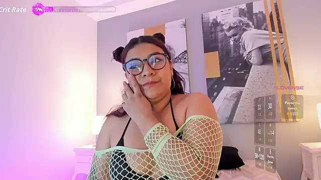 Snapshot of MeghanBurn chatting on September 2025 03:44:01 AM MeghanBurn online show from September 2025 03:44:01 AM