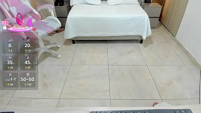 Snapshot of Maysa_badawi chatting on March 2025 07:20:02 PM Maysa badawi online show from March 2025 07:20:02 PM