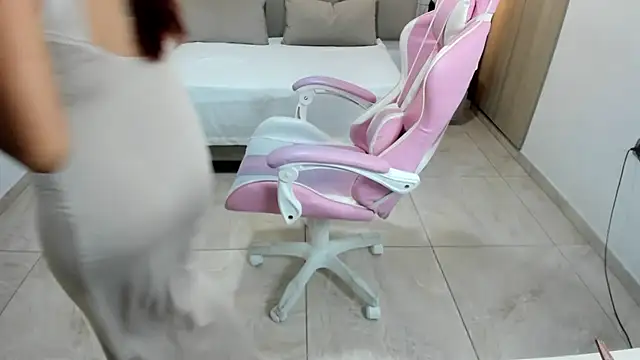 Snapshot of Maysa_badawi chatting on February 2025 10:39:01 PM Maysa badawi online show from February 2025 10:39:01 PM