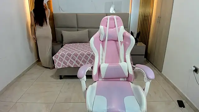 Snapshot of Maysa_badawi chatting on February 2025 07:34:01 PM Maysa badawi online show from February 2025 07:34:01 PM