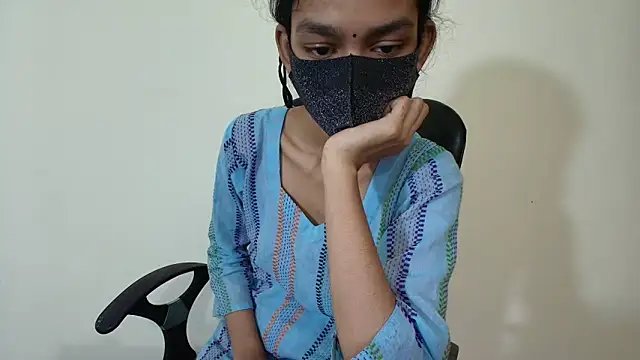 Srabontii online show from April 2026 03:04:01 PM