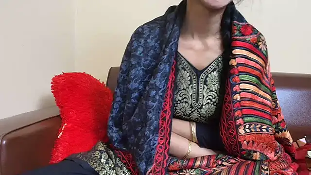 Srabontii online show from December 2025 06:42:02 PM