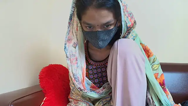 Srabontii online show from December 2025 12:22:02 AM