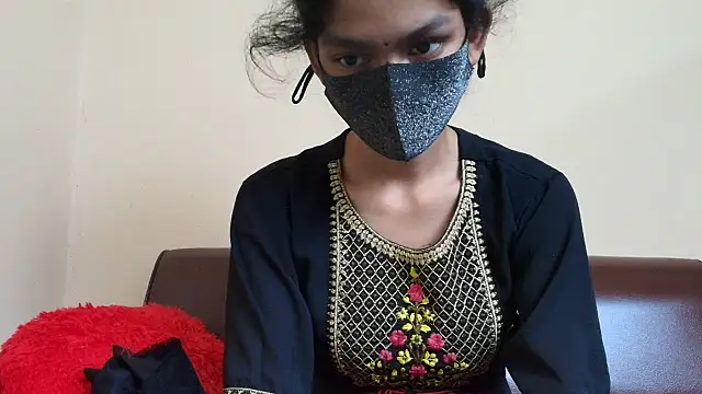 Srabontii online show from December 2025 09:14:02 PM