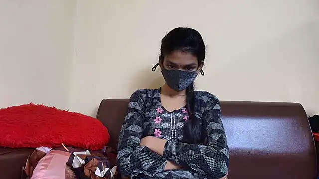 Srabontii online show from December 2025 10:58:02 AM