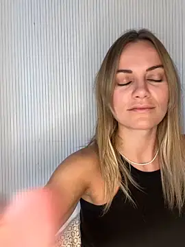 Snapshot of Milla__one chatting on November 2025 10:41:02 AM Milla one online show from November 2025 10:41:02 AM