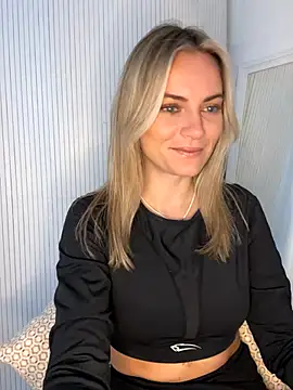 Snapshot of Milla__one chatting on December 2025 09:02:02 AM Milla one online show from December 2025 09:02:02 AM