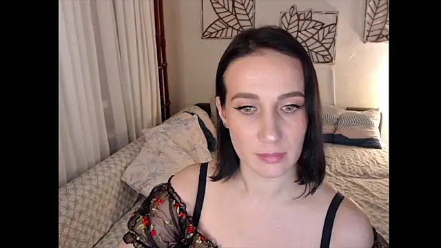 pepper milf online show from February 2026 02:39:01 PM