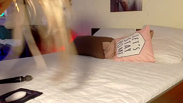 Denny Brenda online show from November 2025 09:46:02 AM