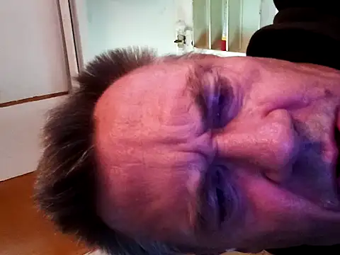 Snapshot of ed44435 chatting on November 2025 02:55:01 PM ed44435 online show from November 2025 02:55:01 PM