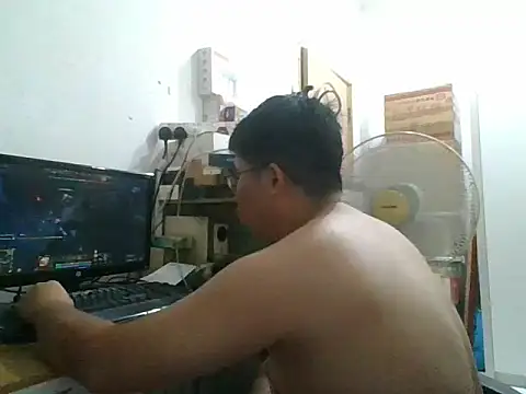 Snapshot of shyboymasturbation chatting on January 2025 05:59:02 PM shyboymasturbation online show from January 2025 05:59:02 PM