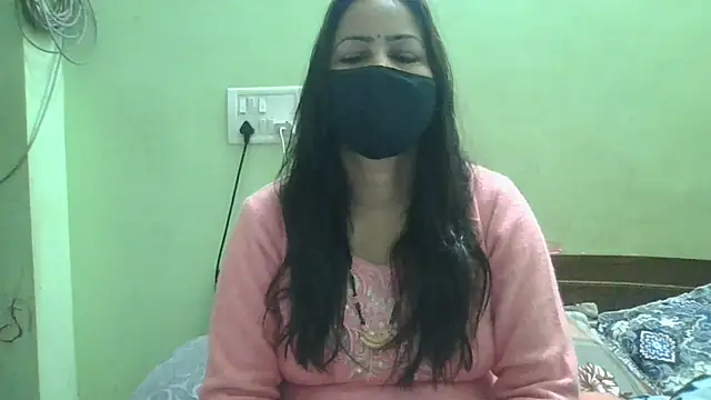 couplesuni online show from February 2026 03:39:01 AM