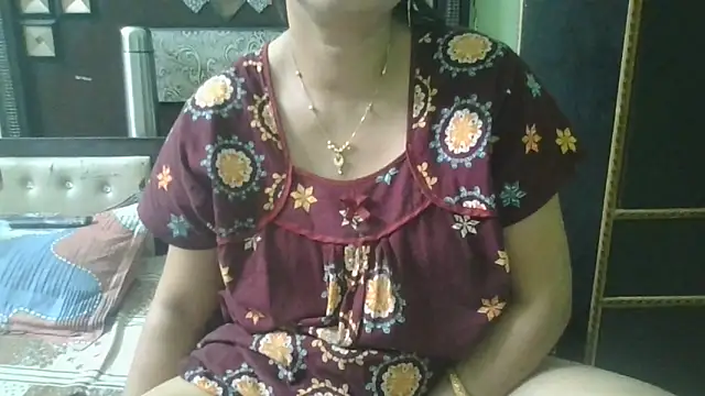 Snapshot of couplesuni chatting on October 2025 12:37:02 PM couplesuni online show from October 2025 12:37:02 PM