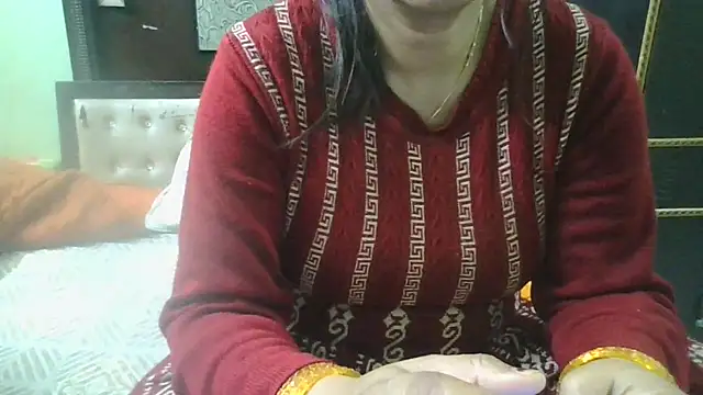 Snapshot of couplesuni chatting on February 2025 11:44:02 AM couplesuni online show from February 2025 11:44:02 AM