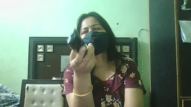couplesuni online show from May 2026 06:48:02 PM