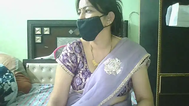 couplesuni online show from May 2026 10:47:01 AM