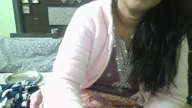 Snapshot of couplesuni chatting on December 2025 03:18:02 AM couplesuni online show from December 2025 03:18:02 AM