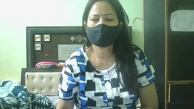 couplesuni online show from April 2026 02:25:02 AM