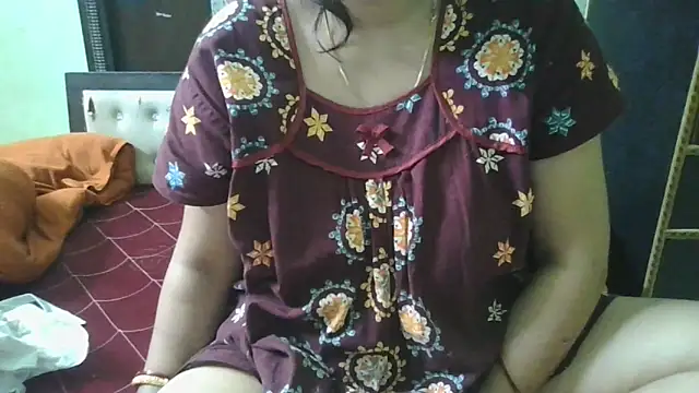 Snapshot of couplesuni chatting on October 2025 09:22:02 AM couplesuni online show from October 2025 09:22:02 AM