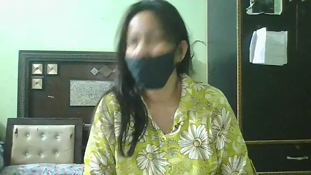 couplesuni online show from May 2026 02:09:02 AM