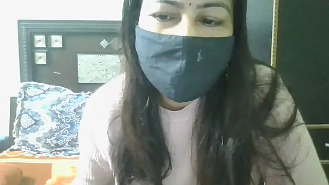 Snapshot of couplesuni chatting on November 2025 03:39:02 AM couplesuni online show from November 2025 03:39:02 AM