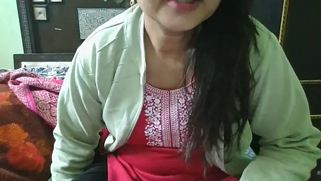 couplesuni online show from January 2026 06:28:02 AM