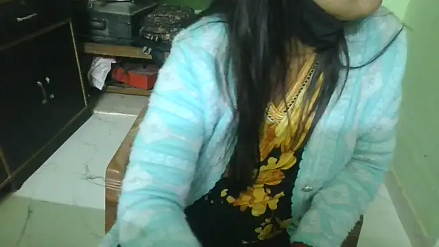 couplesuni online show from February 2026 06:26:01 AM