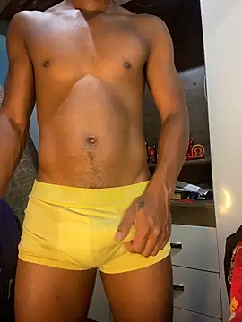 Leosilvaj1 online show from May 2026 04:13:01 PM