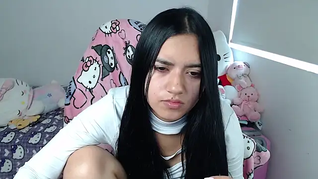 kayla k18 online show from May 2026 05:53:01 PM