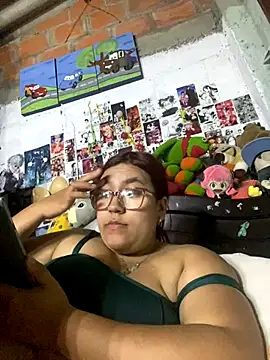 dafne19  online show from September 2025 04:46:02 AM