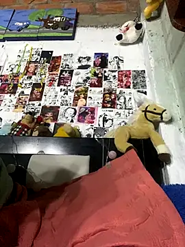 dafne19  online show from November 2025 03:50:01 AM