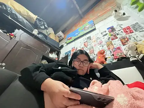 dafne19  online show from March 2026 04:04:02 AM