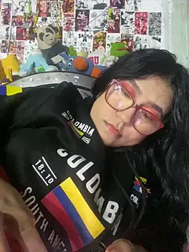 dafne19  online show from October 2025 04:42:01 AM