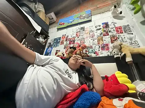 dafne19  online show from March 2026 03:50:01 AM