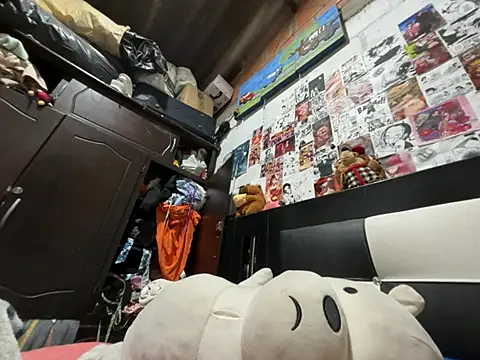 Snapshot of dafne19_ chatting on April 2026 04:43:02 AM dafne19 online show from April 2026 04:43:02 AM